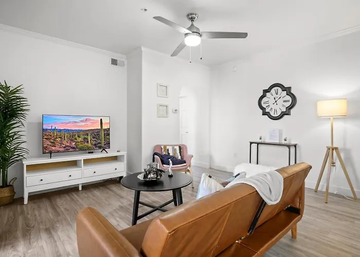 Cozysuites Modern Urban In Historic * Glendale