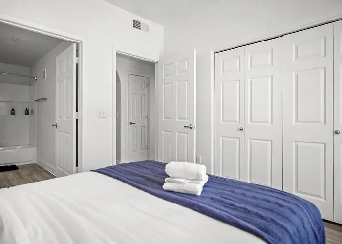 Cozysuites Modern Urban In Historic Glendale